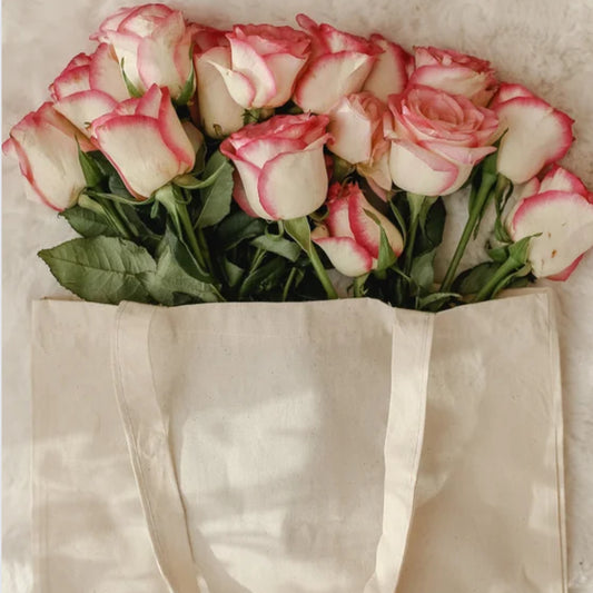 Recital Flowers: Pirouette (3 roses)